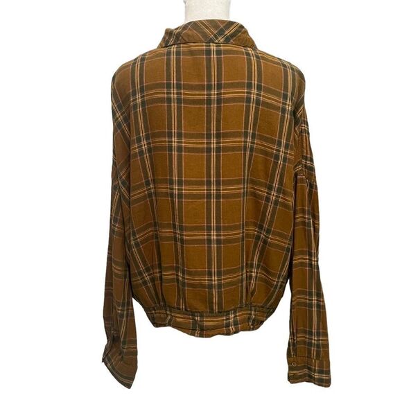 Women’s Long Sleeve Plaid Crop Top Sz XL Aged Bronze​​​ - Picture 2 of 11